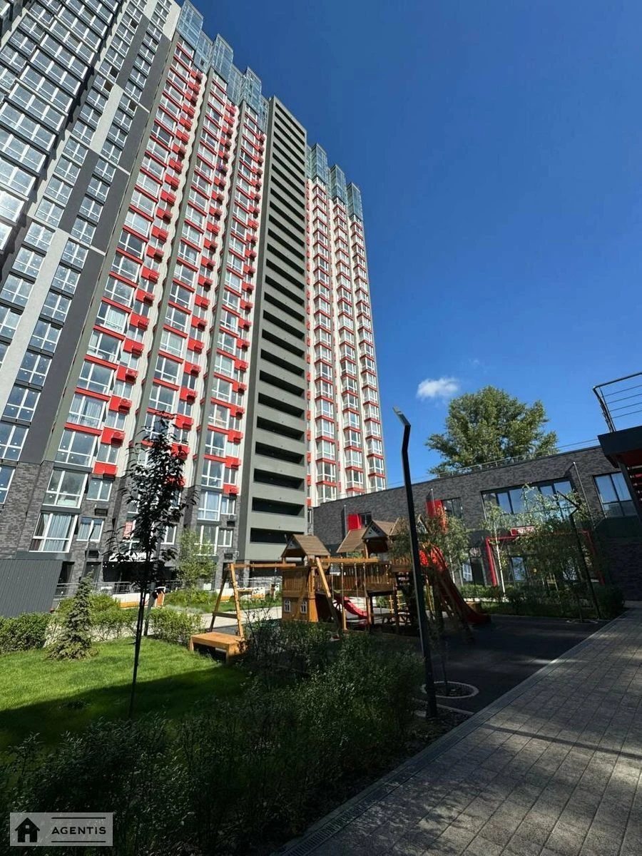 Сдам квартиру 1 комната, 461 m², 11 эт./27 этажей. 1, Генерала Наумова вул., Киев. 