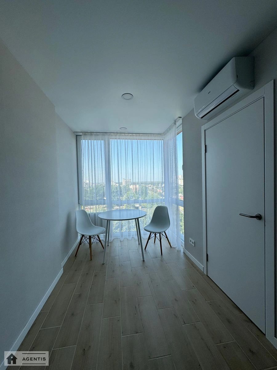 Apartment for rent 1 room, 461 m², 11th fl./27 floors. 1, Henerala Naumova vul., Kyiv. 