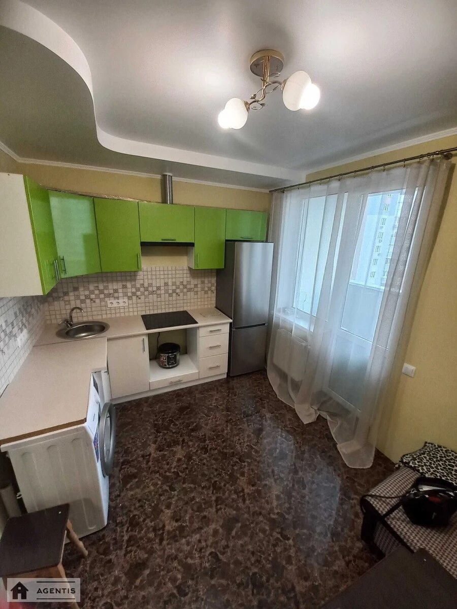 Сдам квартиру 1 комната, 42 m², 7 эт./16 этажей. 32, Сергія Данченка вул., Киев. 