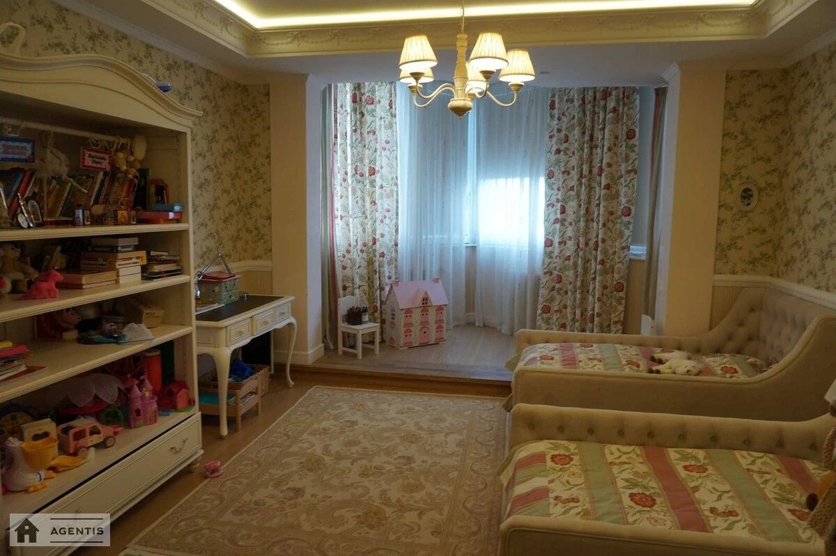 Сдам квартиру 4 комнаты, 155 m², 9 эт./20 этажей. 39, Толстого 39, Киев. 