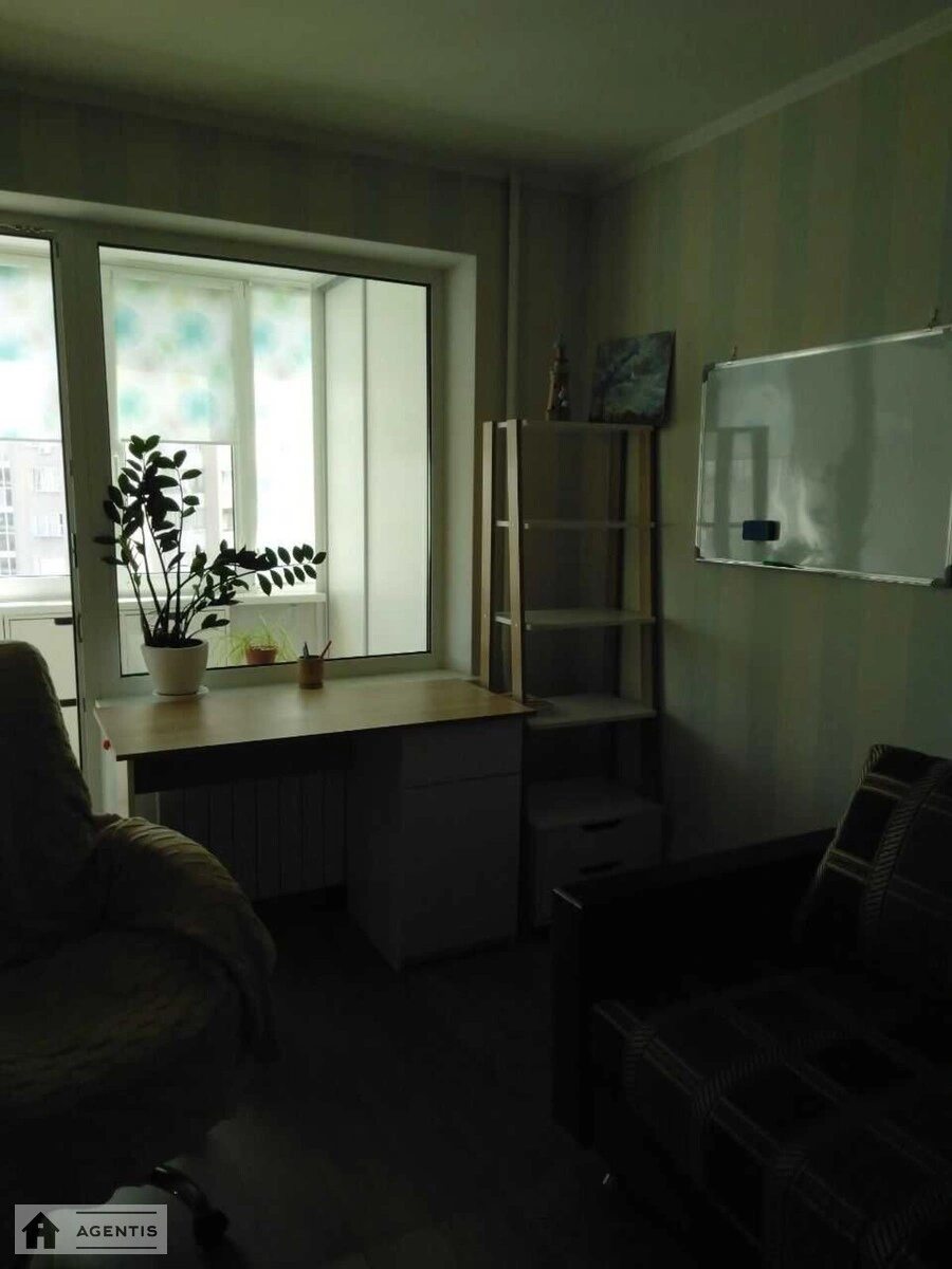 Apartment for rent 2 rooms, 48 m², 7th fl./12 floors. 3, Andriya Malyshka vul., Kyiv. 