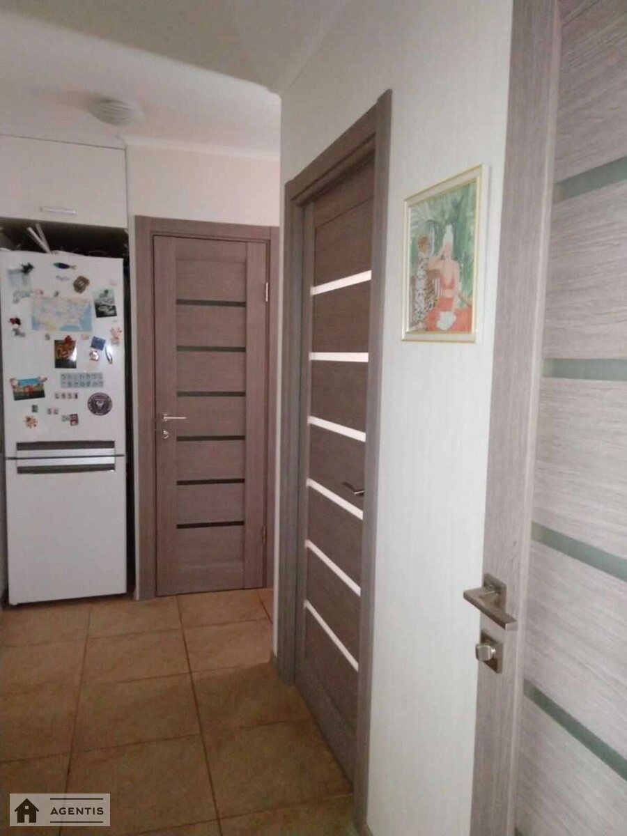 Здам квартиру 2 кімнати, 48 m², 7 пов./12 поверхів. 3, Андрія Малишка вул., Київ. 