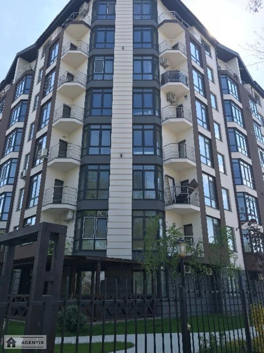 Apartment for rent 2 rooms, 40 m², 7th fl./8 floors. Naberezhno-Korchuvatska, Kyiv. 