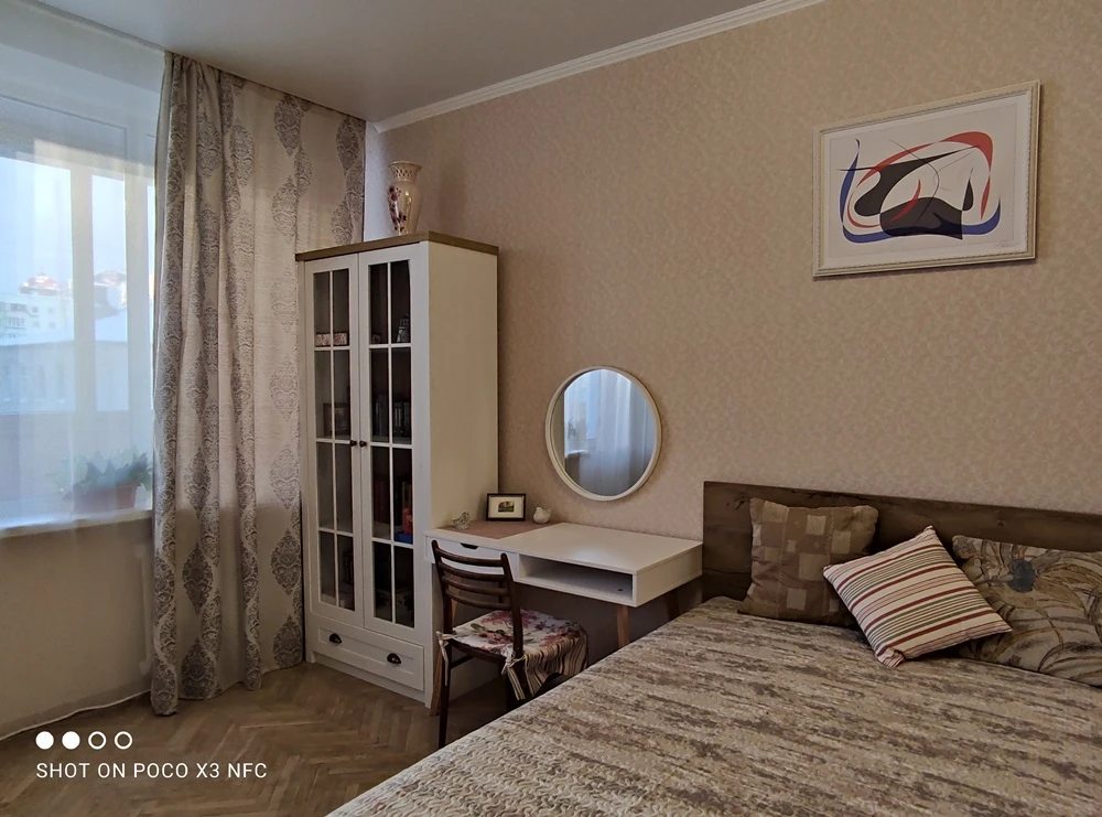 Apartment for rent 3 rooms, 87.1 m², 6th fl./9 floors. Pecherskyy tsentr, Kyiv. 