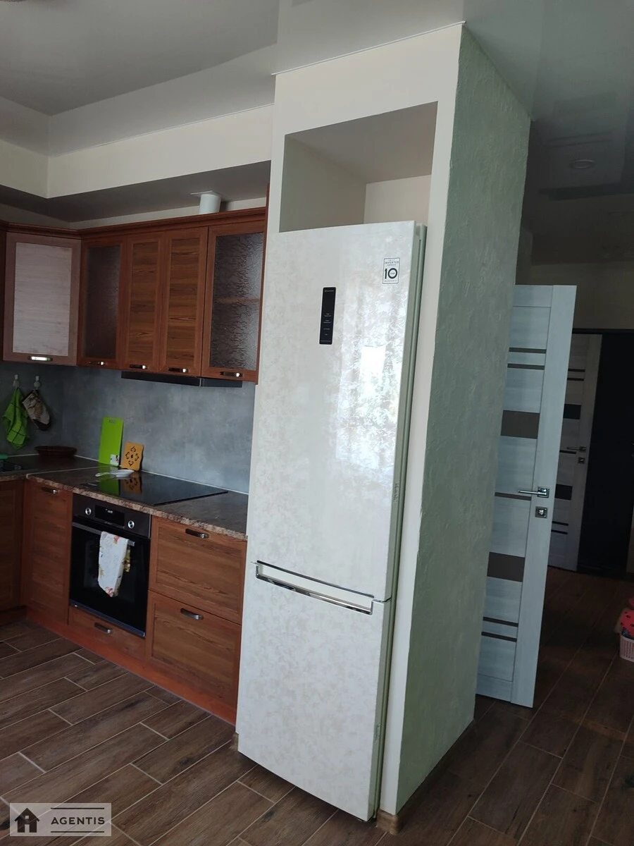 Apartment for rent 3 rooms, 80 m², 12th fl./24 floors. Kadetskiy Gay, Kyiv. 