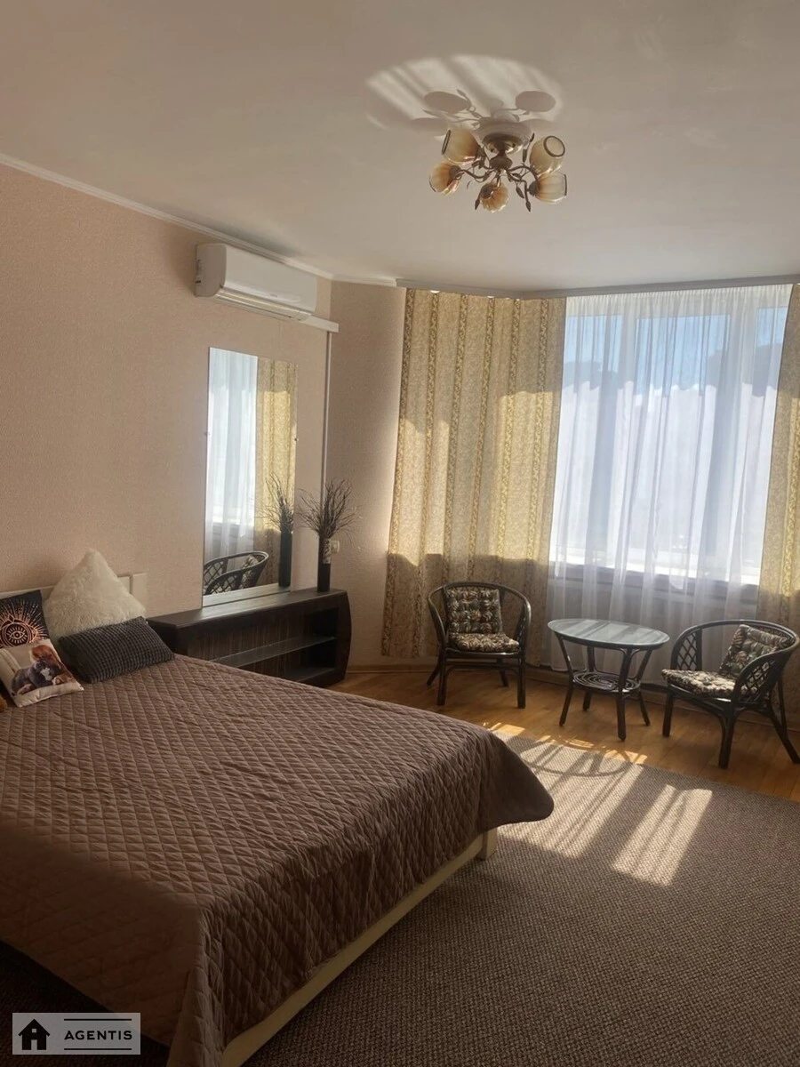 Apartment for rent 1 room, 48 m², 12th fl./24 floors. 16, Mykoly Bazhana prosp., Kyiv. 