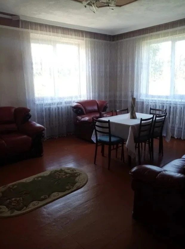 House for sale 8 rooms, 123 m², 2 floors. 28, Vadyma Yarovoho, Pistyn. 