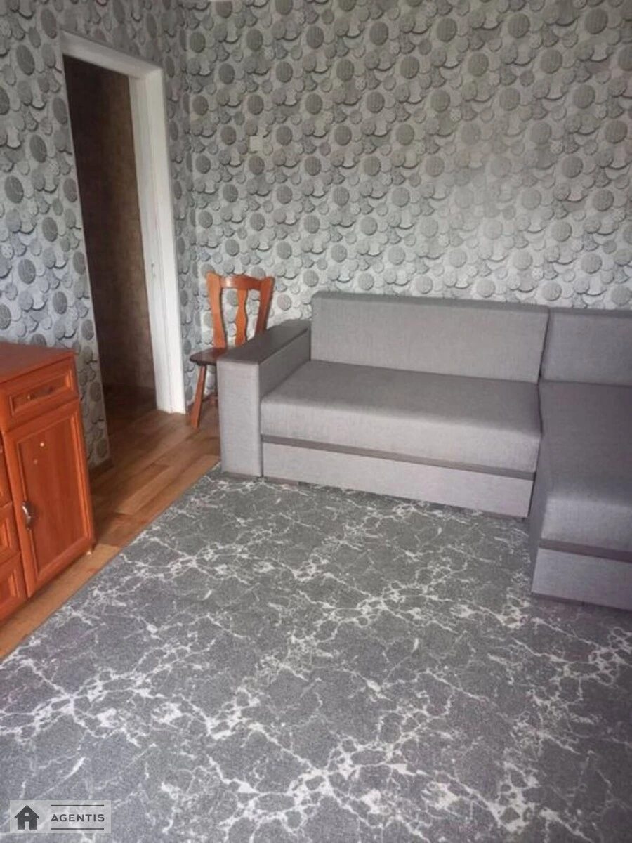 Apartment for rent 1 room, 34 m², 5th fl./9 floors. Dniprovskyy rayon, Kyiv. 