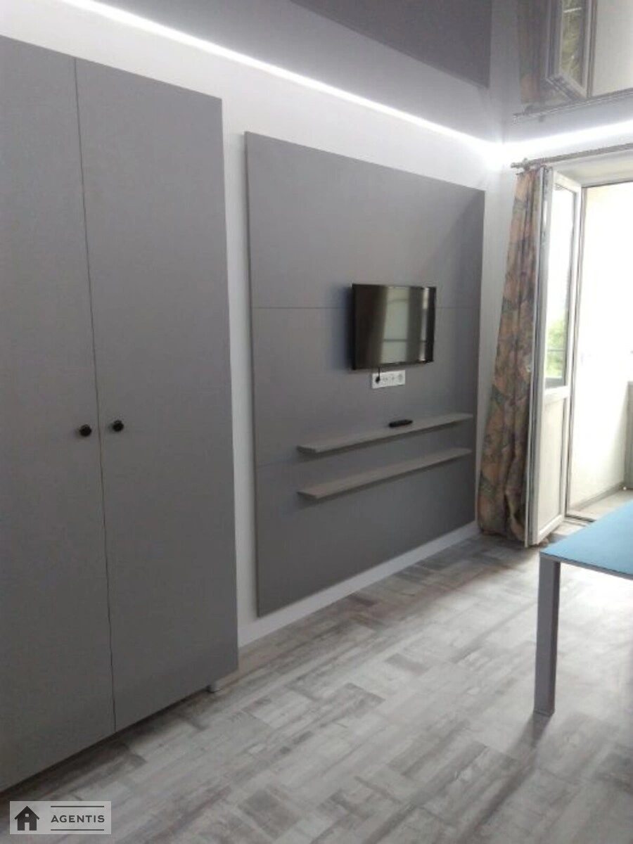 Здам квартиру 1 кімната, 20 m², 4 пов./24 поверхи. 3, Теремківська 3, Київ. 