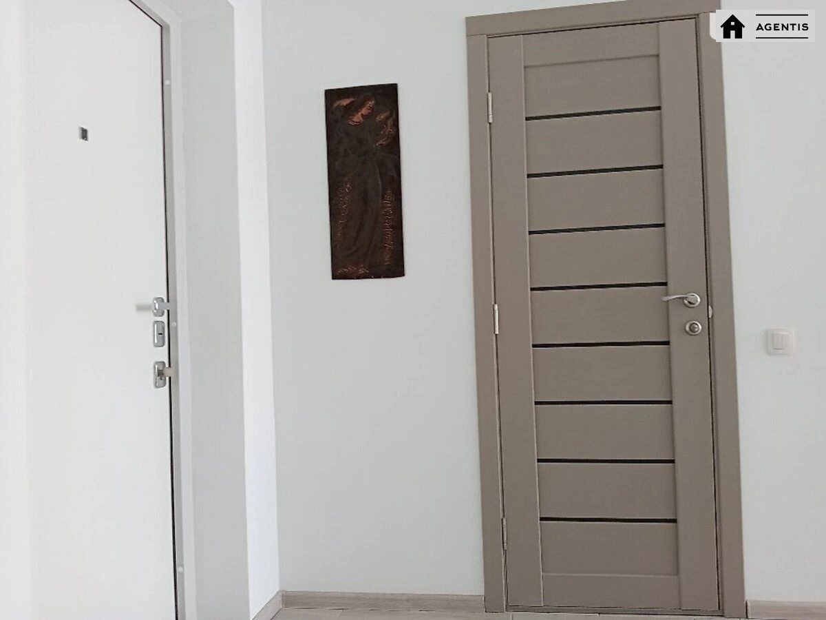 Здам квартиру 1 кімната, 30 m², 4 пов./11 поверхів. 19, Центральна вул., Київ. 