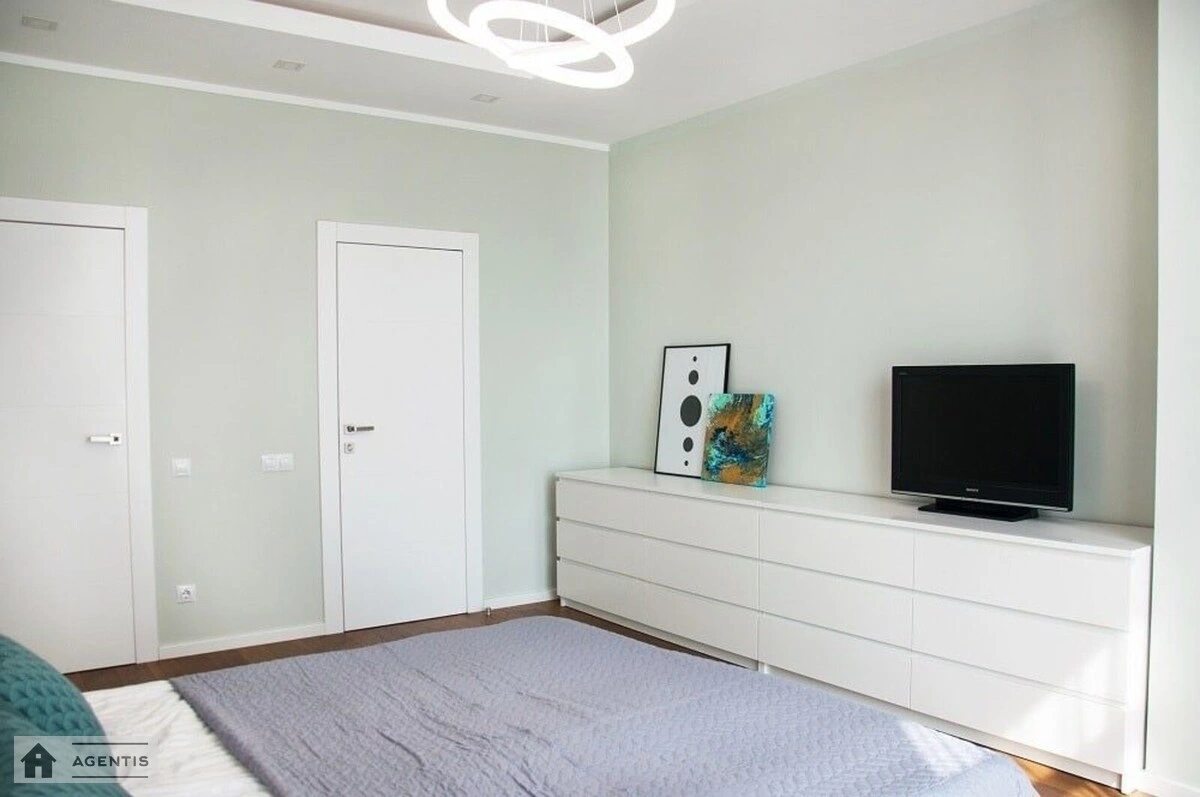 Apartment for rent 3 rooms, 125 m², 10th fl./21 floors. Saperne Pole, Kyiv. 