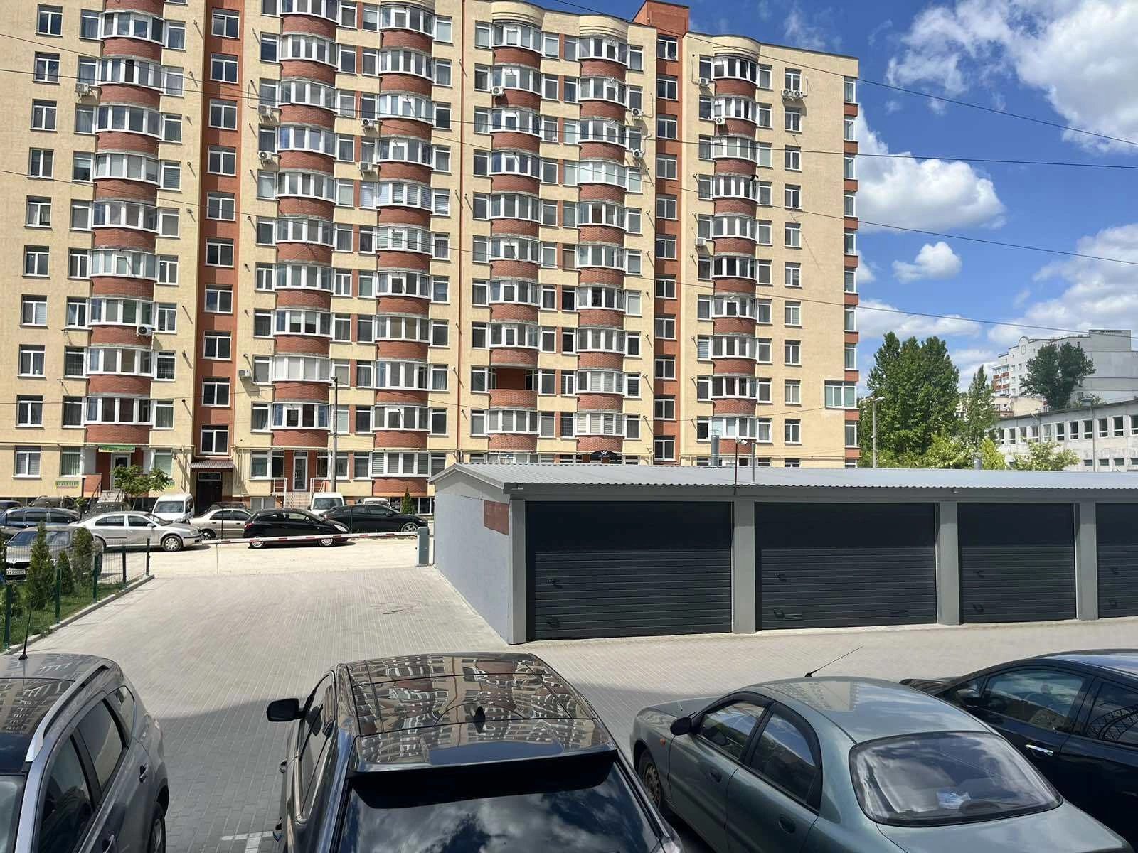 Real estate for sale for commercial purposes. 57 m², 1st floor/11 floors. Zluky pr., Ternopil. 