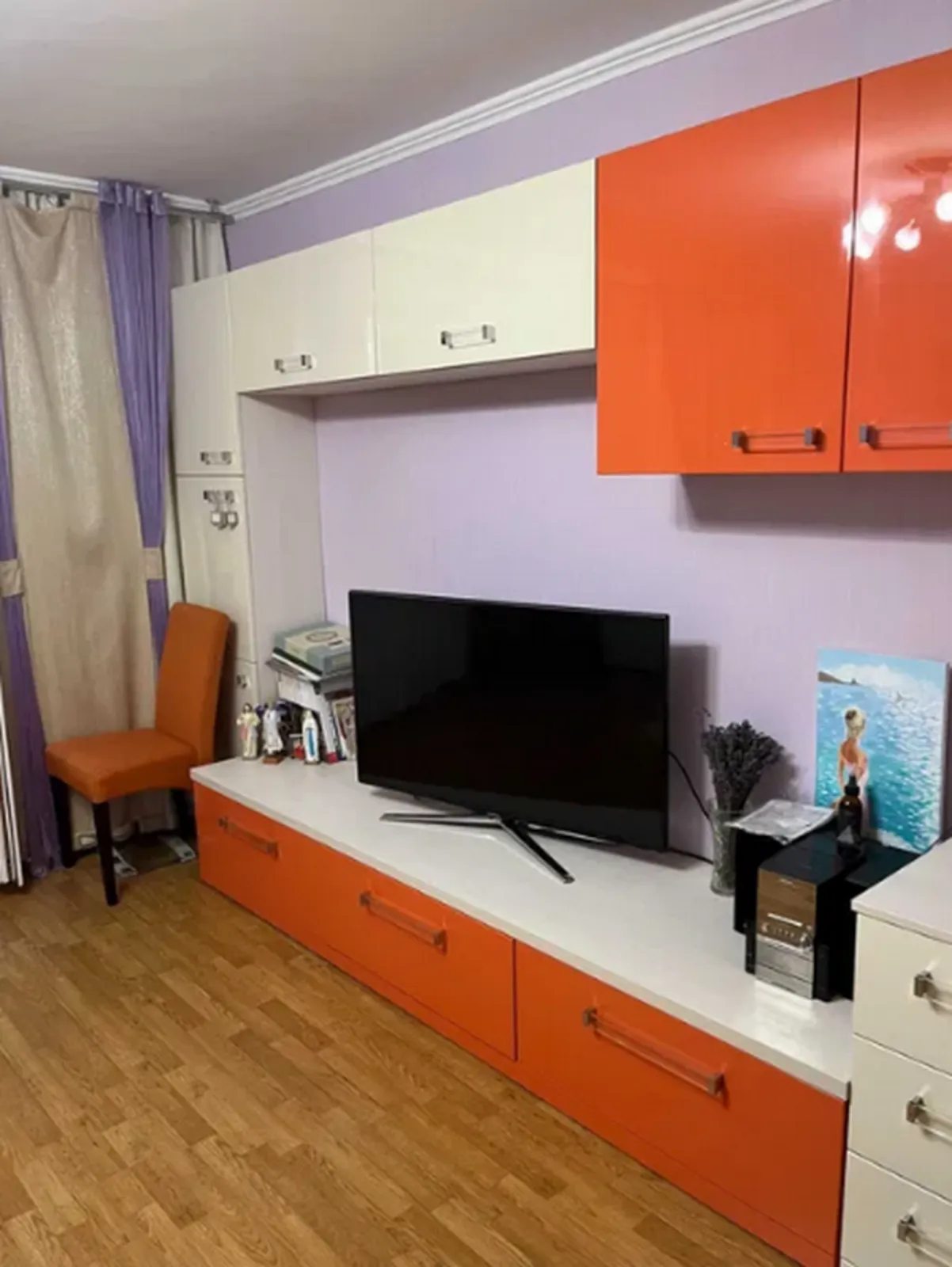 Продаж квартири 3 кімнати, 90 m², 4 пов./6 поверхів. Вишнівецького Д. б-р, Тернопіль. 