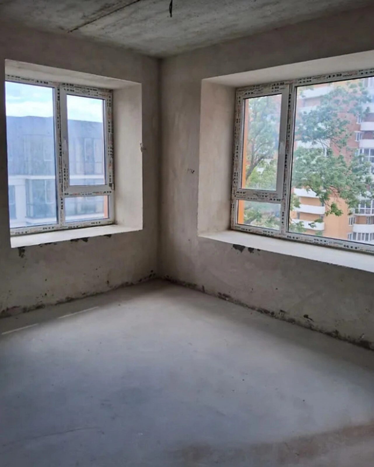 Продаж квартири. 3 rooms, 82 m², 4th floor/10 floors. Центр, Тернопіль. 