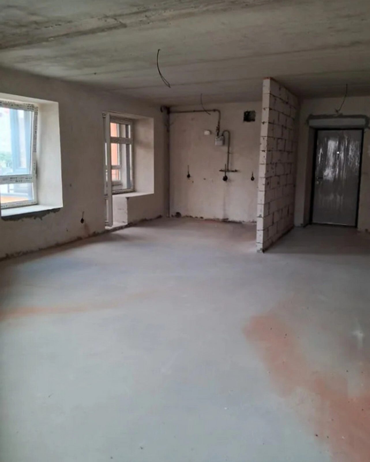 Продаж квартири 3 кімнати, 82 m², 4 пов./10 поверхів. Центр, Тернопіль. 