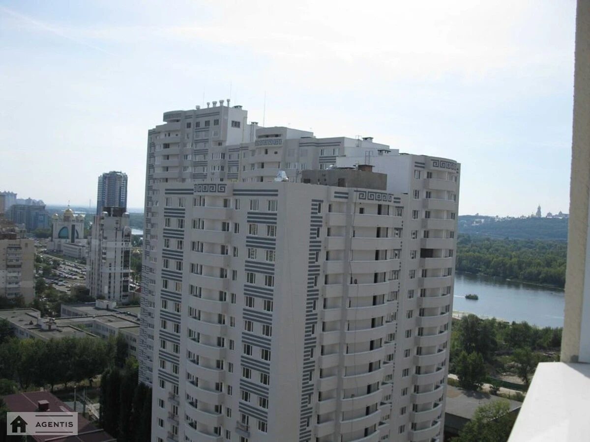 Здам квартиру. 2 rooms, 50 m², 20 floor/26 floors. 4, Андрія Аболмасова вул. (Панельна), Київ. 