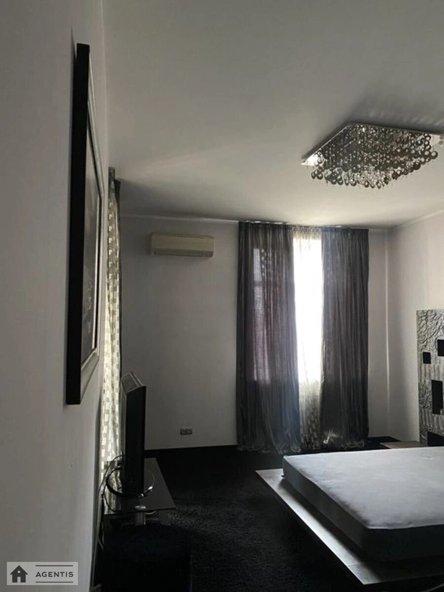 Apartment for rent. 4 rooms, 170 m², 8th floor/22 floors. 13, Staronavodnitcka 13, Kyiv. 