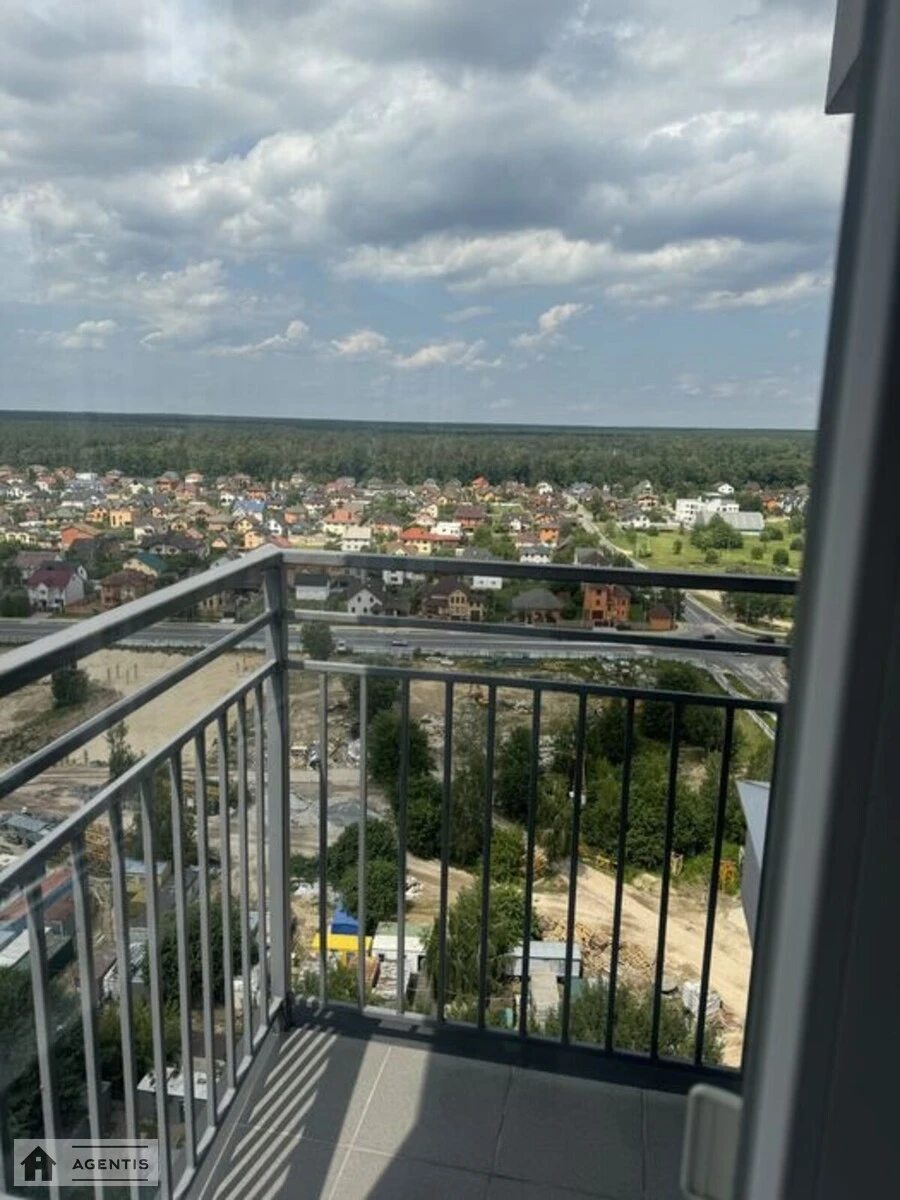 Apartment for rent. 2 rooms, 70 m², 19 floor/24 floors. Kyyivska , Brovary. 
