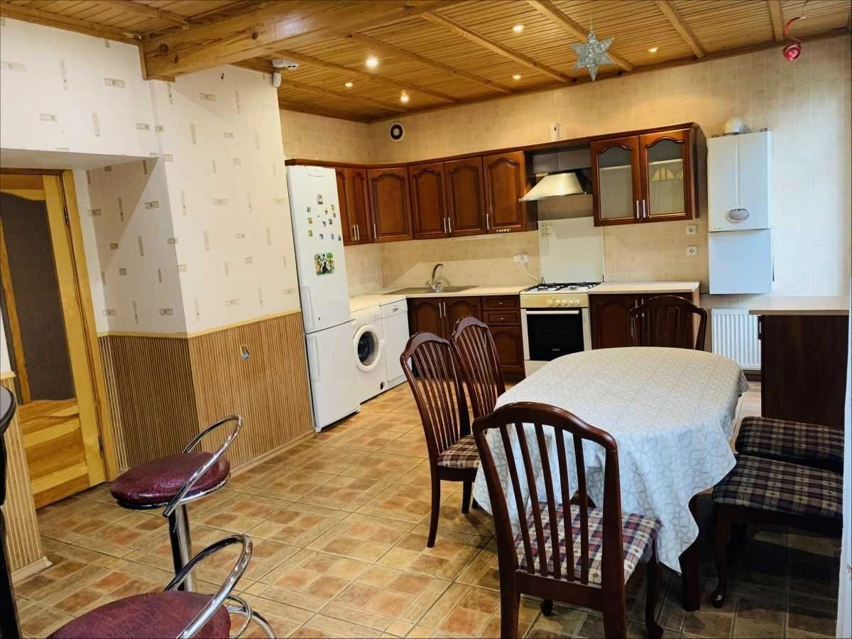 House for sale 220 m², 2 floors. Romankov. 