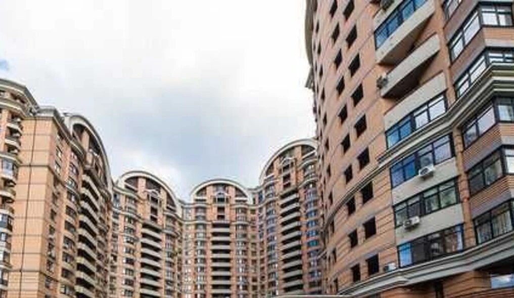 Apartment for rent. 3 rooms, 125 m², 7th floor/25 floors. 6, Staronavodnitcka 6, Kyiv. 