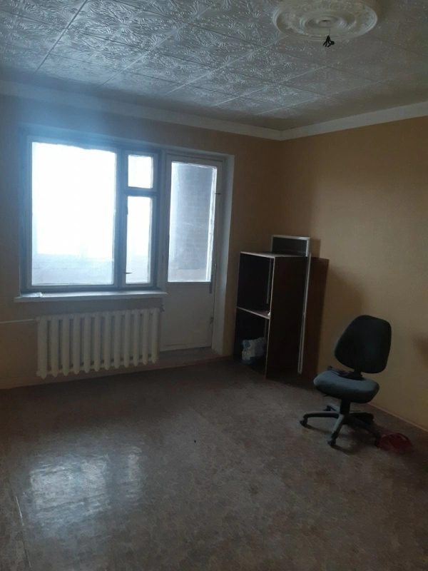 Apartments for sale. 2 rooms, 49 m², 9th floor/9 floors. M-n Zelenyy, Makiyivka. 