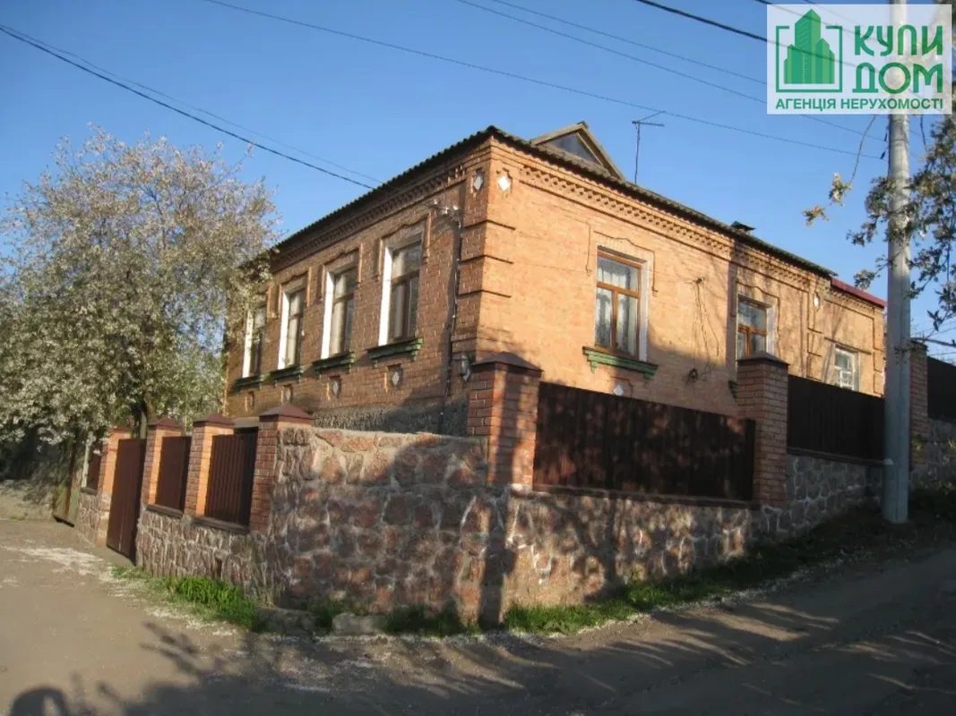 Продаж будинку 83 m², 1 пов.. Фортечний (кіровський), Кропивницький. 