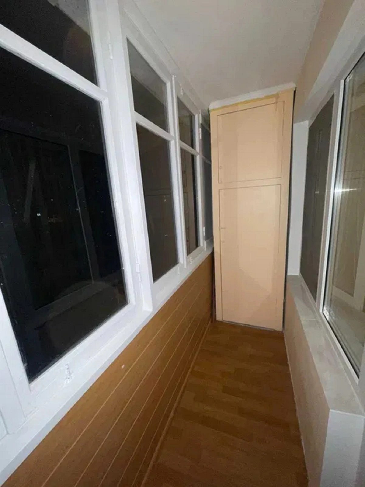 Apartments for sale. 3 rooms, 63 m², 6th floor/9 floors. 50, Koroleva Akademyka , Odesa. 