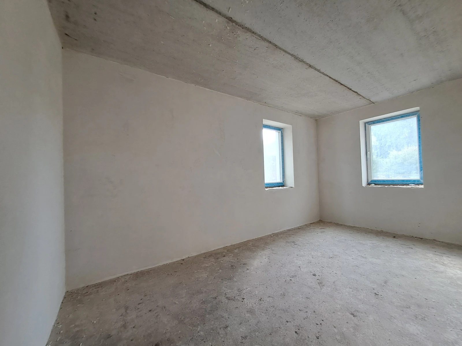 Apartments for sale. 3 rooms, 85 m², 3rd floor/4 floors. Tatarska vul., Ternopil. 