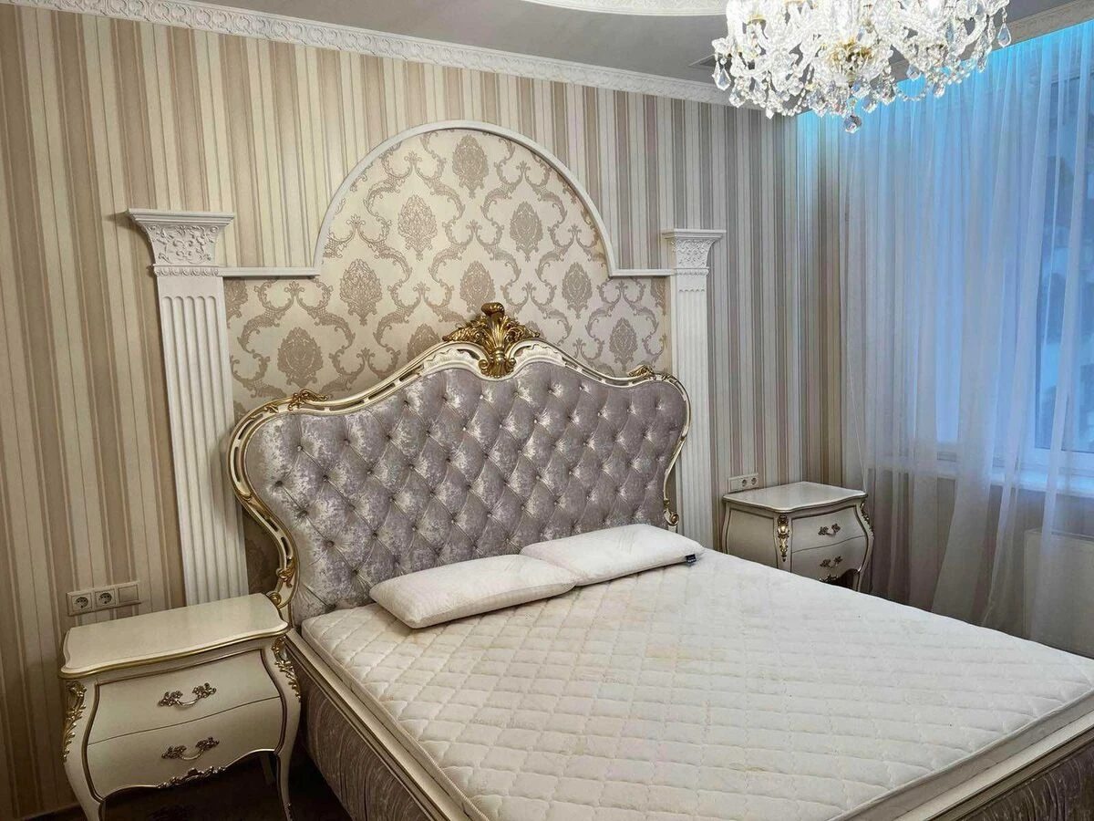 Сдам квартиру. 3 rooms, 125 m², 6th floor/18 floors. Златоустовская, Киев. 