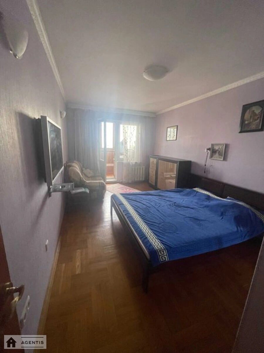 Apartment for rent. 3 rooms, 105 m², 5th floor/18 floors. 1, Borysa Hmyri vul., Kyiv. 