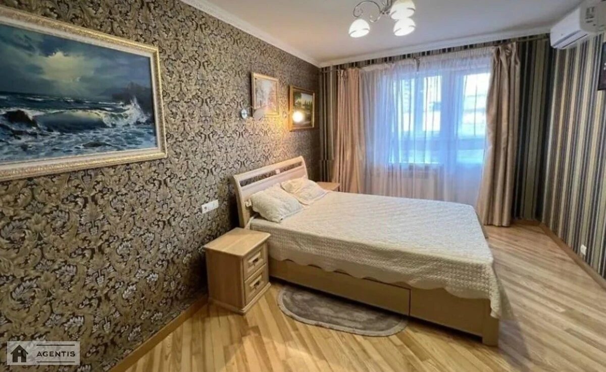 Сдам квартиру. 3 rooms, 83 m², 11 floor/16 floors. Дарницкий район, Киев. 
