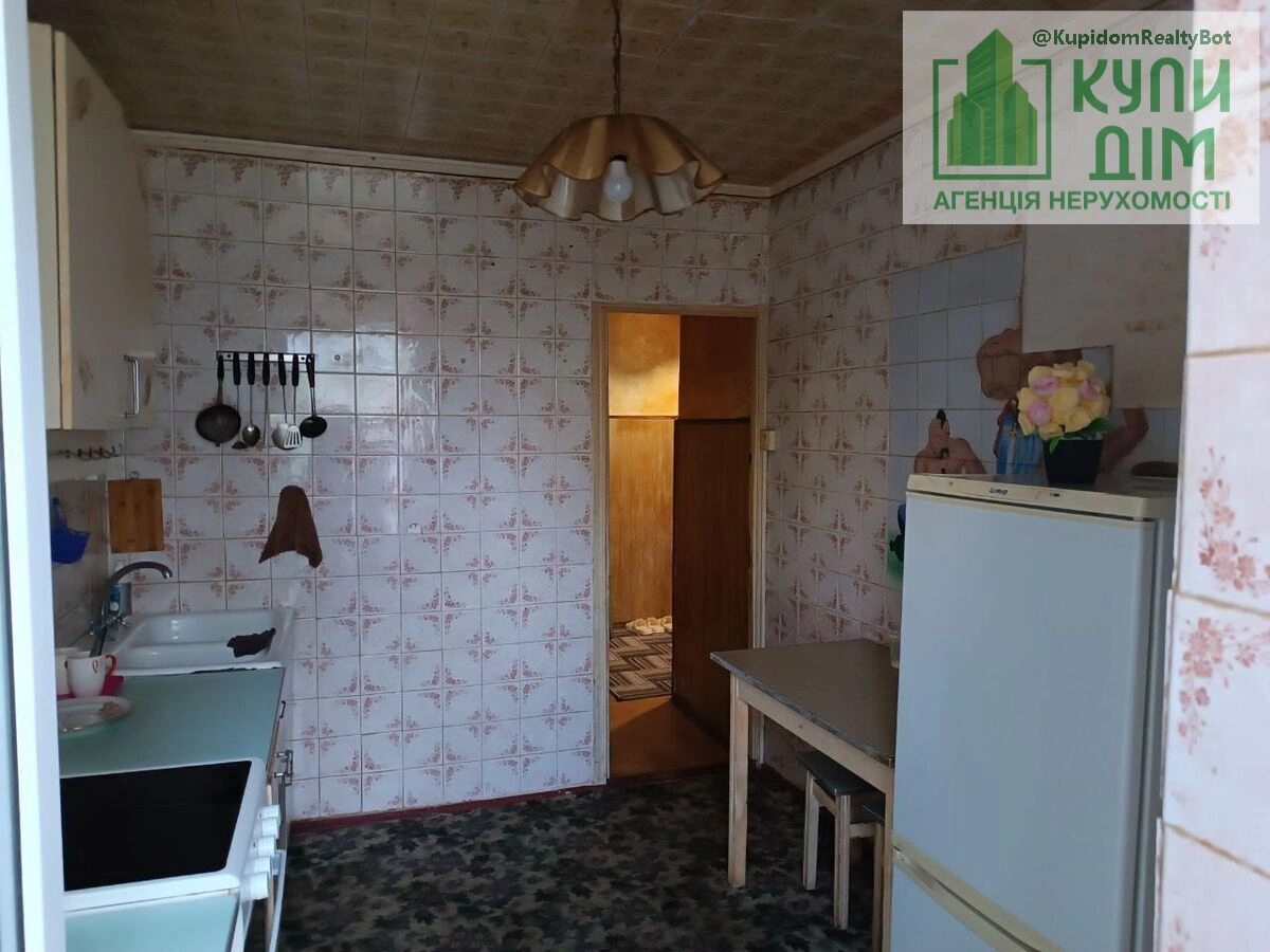 Продажа квартиры 2 комнаты, 49 m², 3 эт./9 этажей. Фортечний (кіровський), Кропивницкий. 