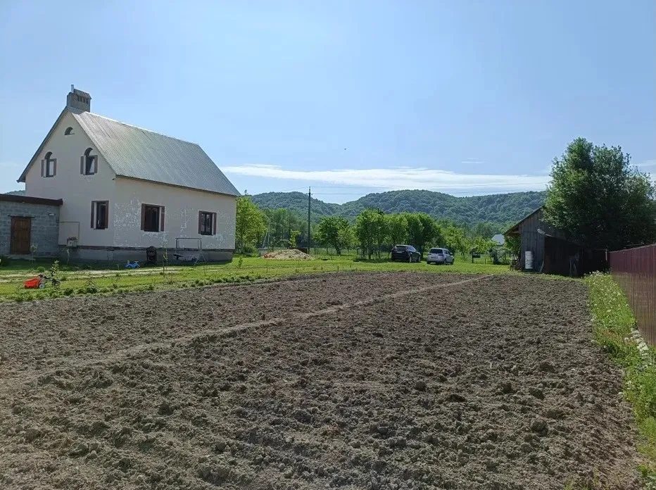 Продамо будинок у с. Крехів Львівської  області.