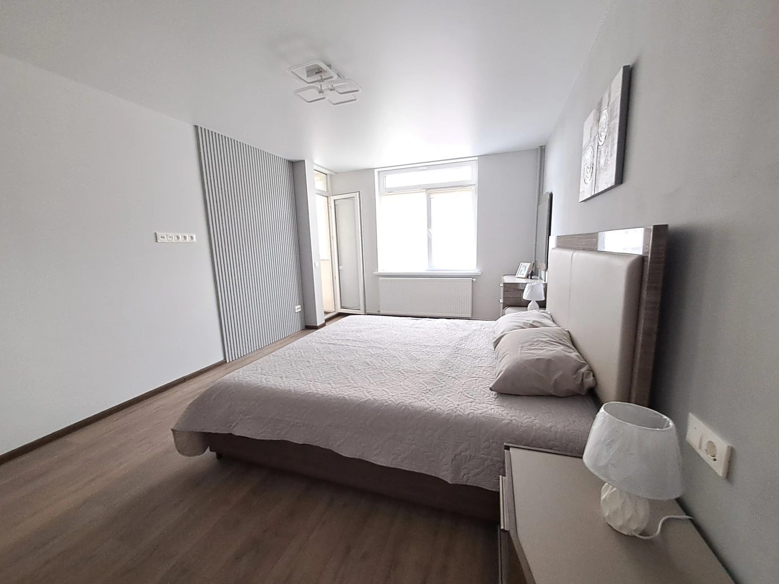 Apartments for sale. 2 rooms, 70 m², 6th floor/10 floors. Kyyivska vul., Ternopil. 