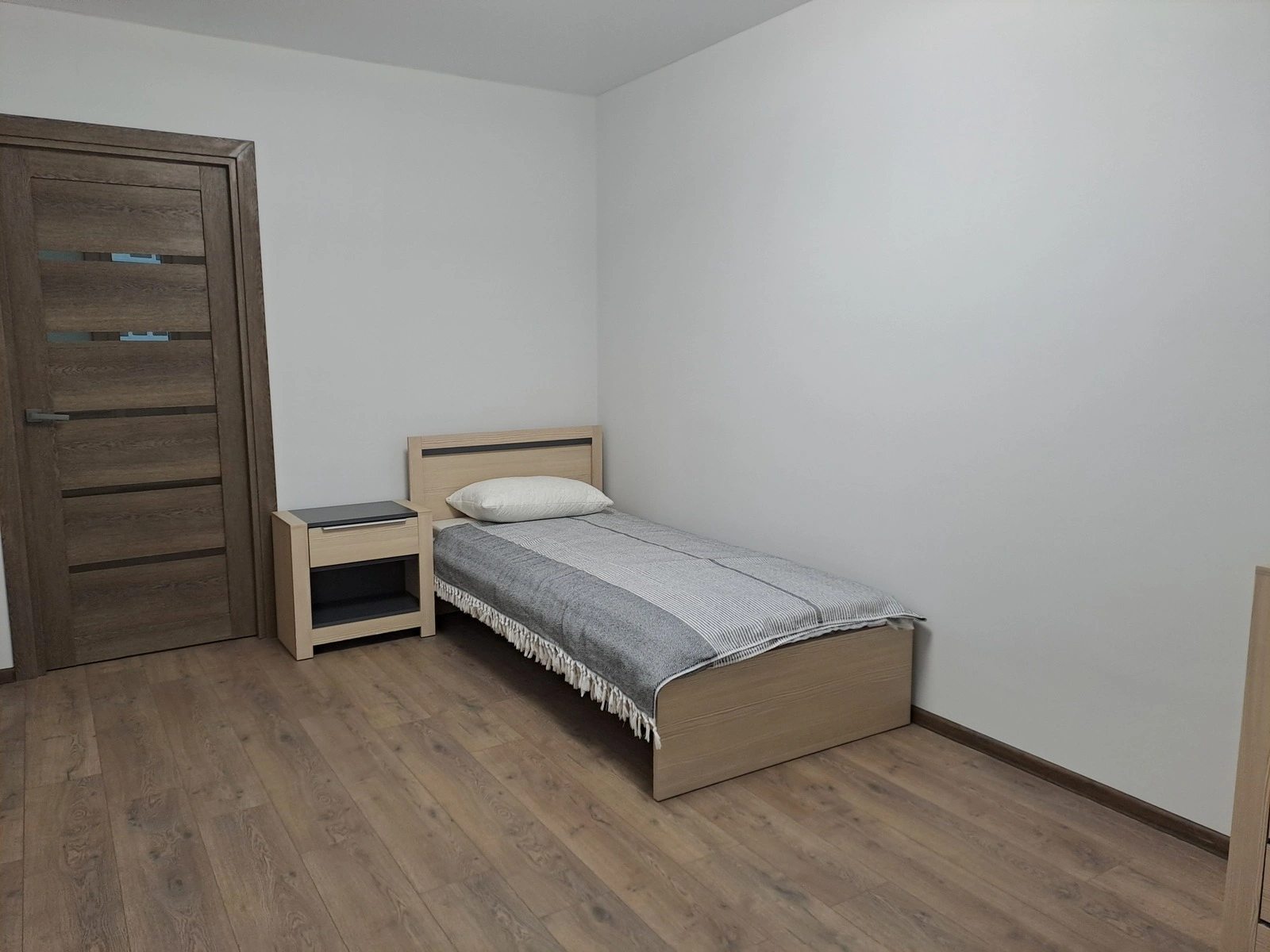 Apartments for sale. 2 rooms, 70 m², 6th floor/10 floors. Kyyivska vul., Ternopil. 