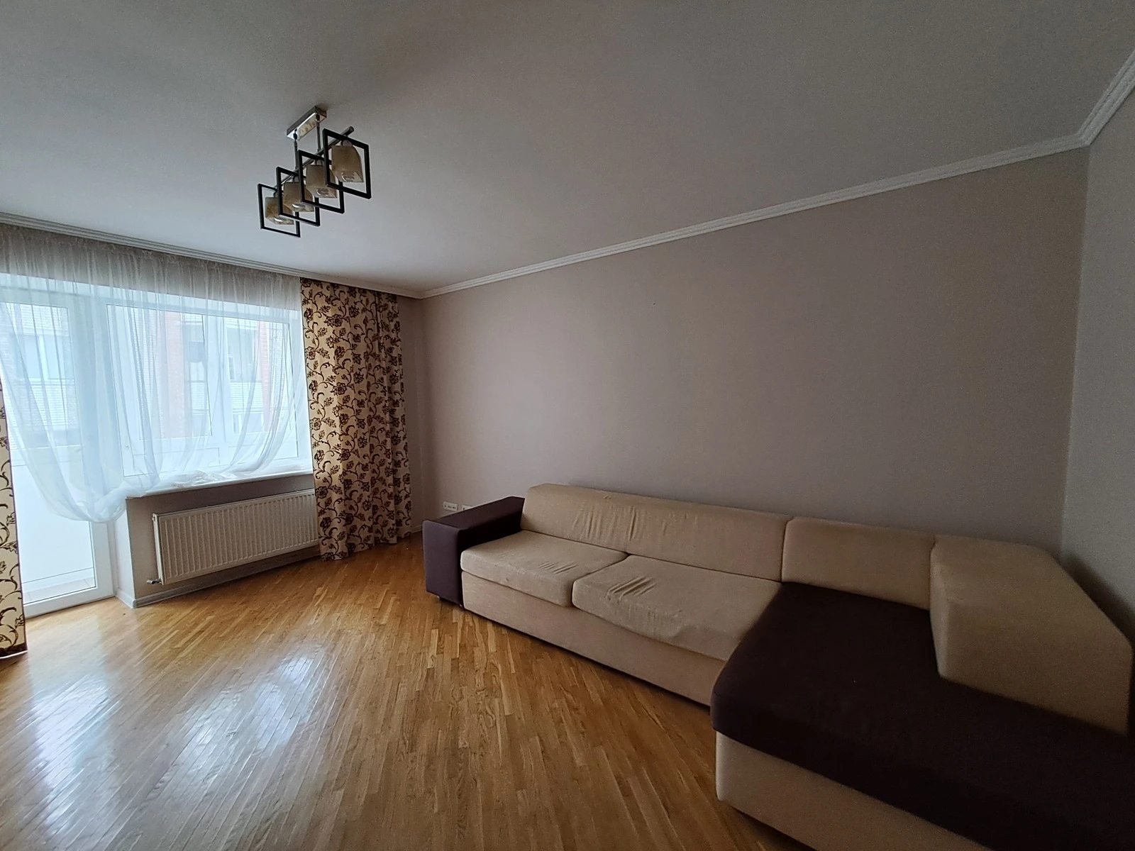 Apartments for sale. 3 rooms, 75 m², 6th floor/6 floors. 42, Karpenka vul., Ternopil. 