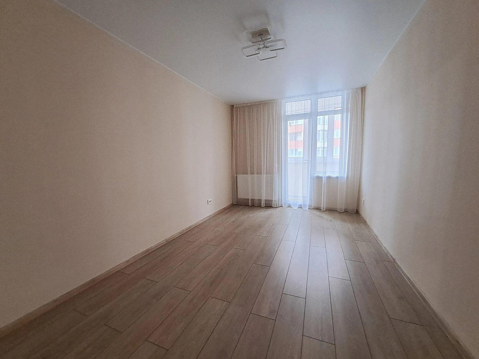 Apartments for sale. 2 rooms, 70 m², 3rd floor/11 floors. 8, Kyyivska vul., Ternopil. 