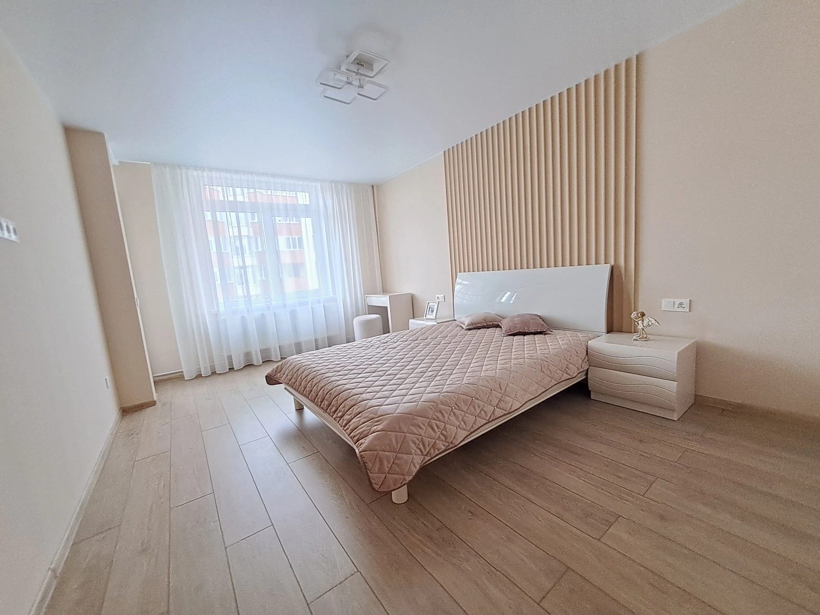 Продаж квартири. 2 rooms, 70 m², 3rd floor/11 floors. 8, Київська вул., Тернопіль. 