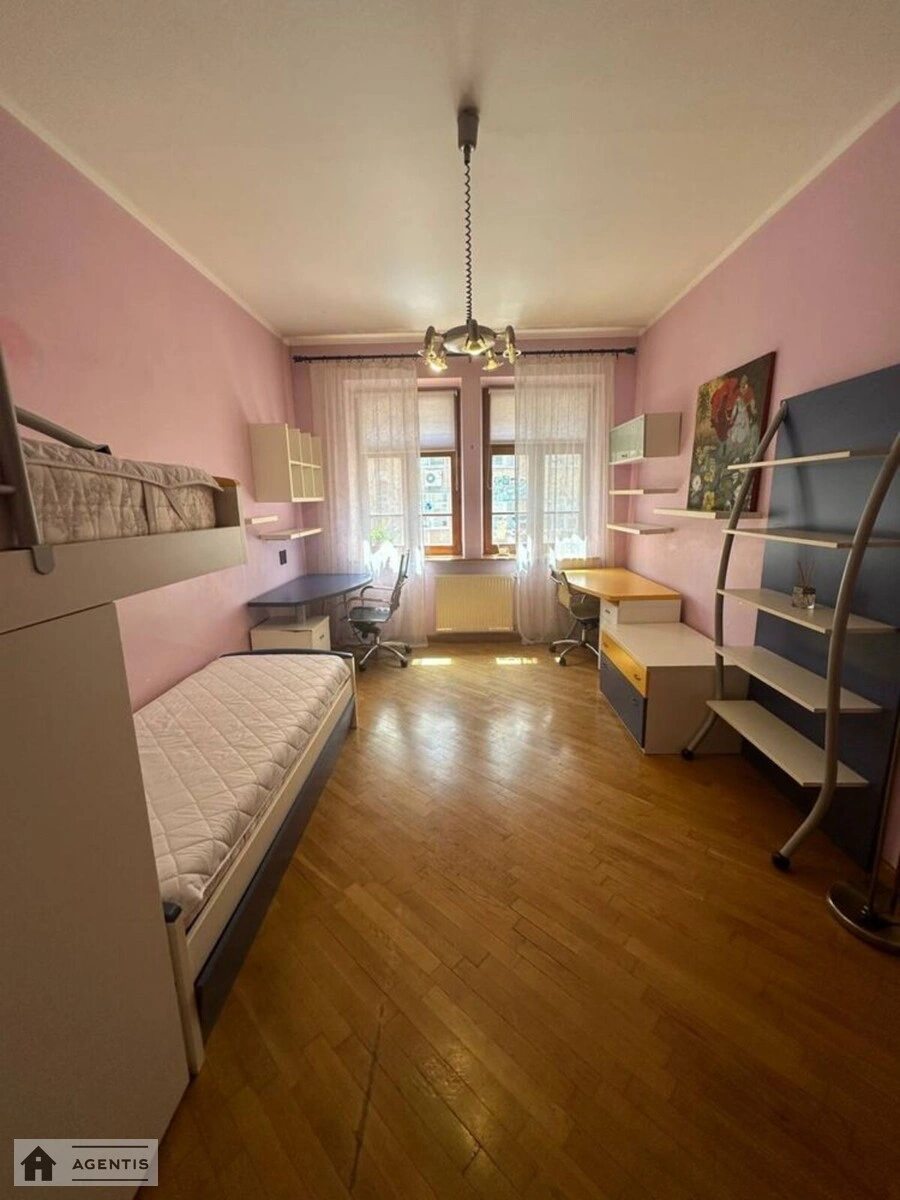Здам квартиру. 3 rooms, 105 m², 3rd floor/10 floors. 18, Павлівська 18, Київ. 