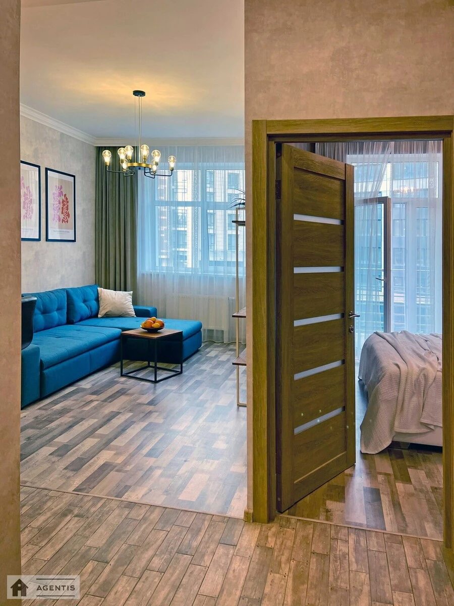Apartment for rent. 2 rooms, 40 m², 3rd floor/12 floors. Akademika Filatova vul., Kyiv. 