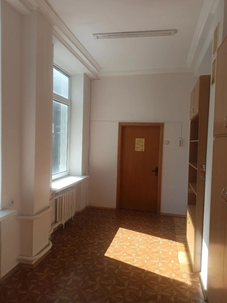 Office for rent. 2 rooms, 50 m², 1st floor/7 floors. 1, Ul. Mykhayla Kotsyubynskoho, Kyiv. 
