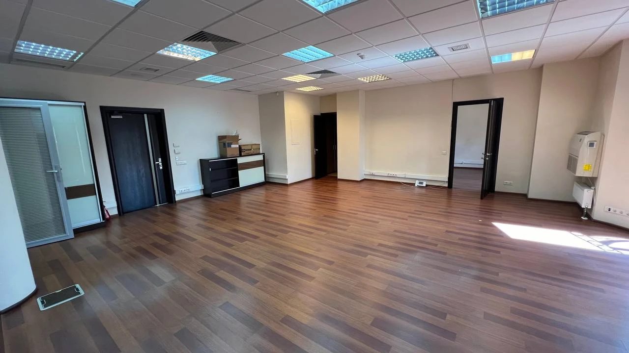 Office for rent 3 rooms, 120 m², 5th fl./7 floors. 120, Saksaganskogo 120, Kyiv. 