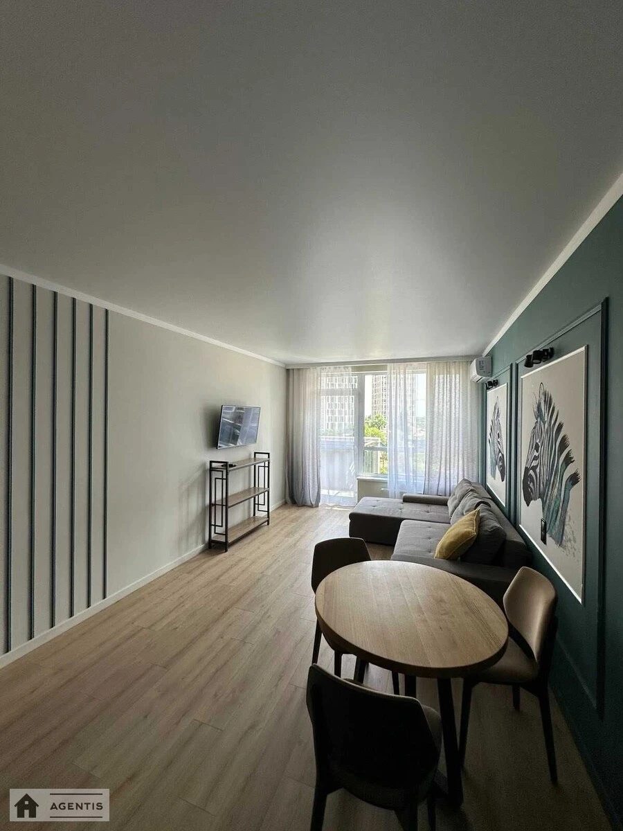 Apartment for rent. 1 room, 50 m², 3rd floor/24 floors. 2, Osokorska 2, Kyiv. 