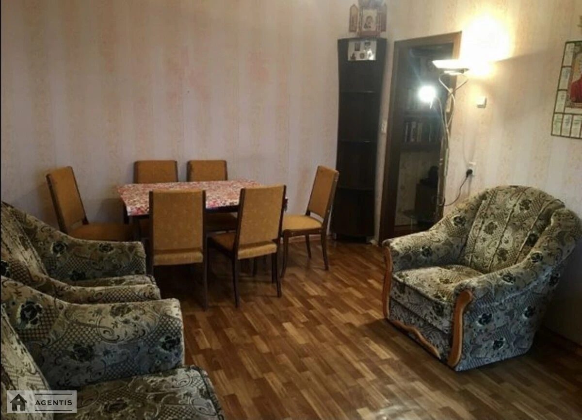 Apartment for rent. 2 rooms, 58 m², 4th floor/9 floors. 42, Volodymyra Ivasyuka prosp. Heroyiv Stalinhrada, Kyiv. 