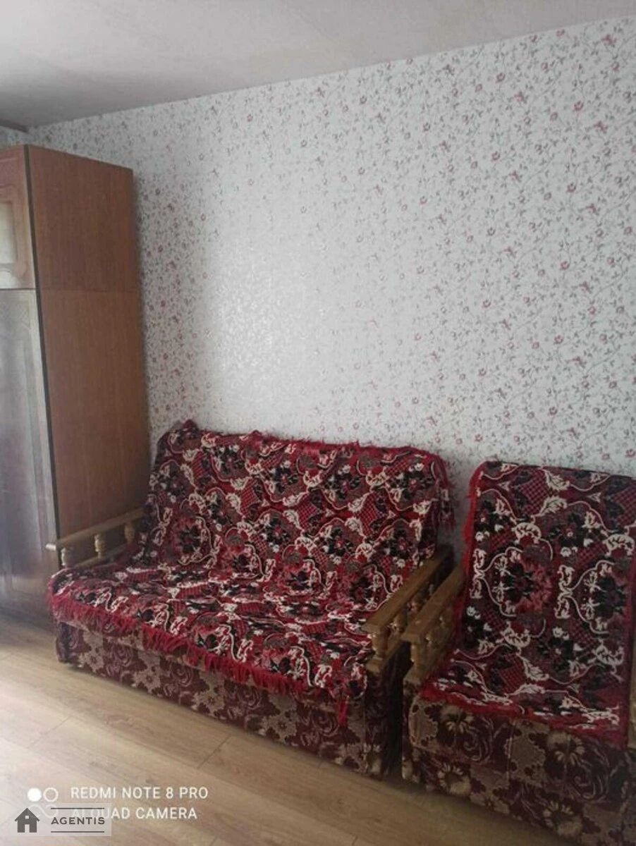 Apartment for rent. 2 rooms, 50 m², 2nd floor/16 floors. 6, Golosiyivska 6, Kyiv. 