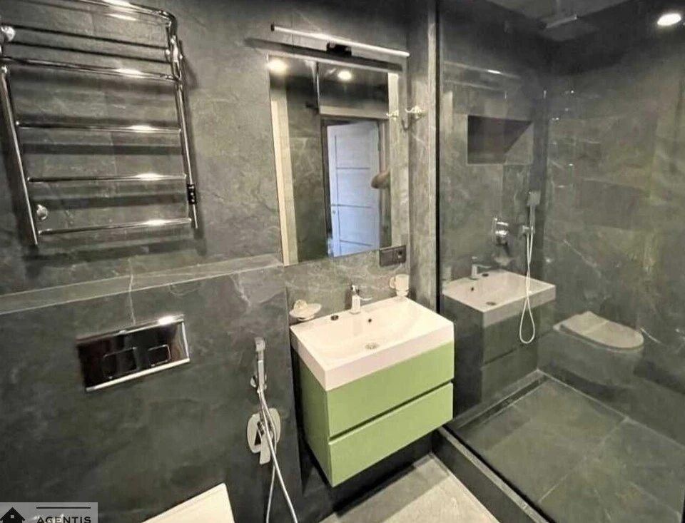 Apartment for rent. 1 room, 53 m², 10th floor/11 floors. 52, Kikvidze 52, Kyiv. 