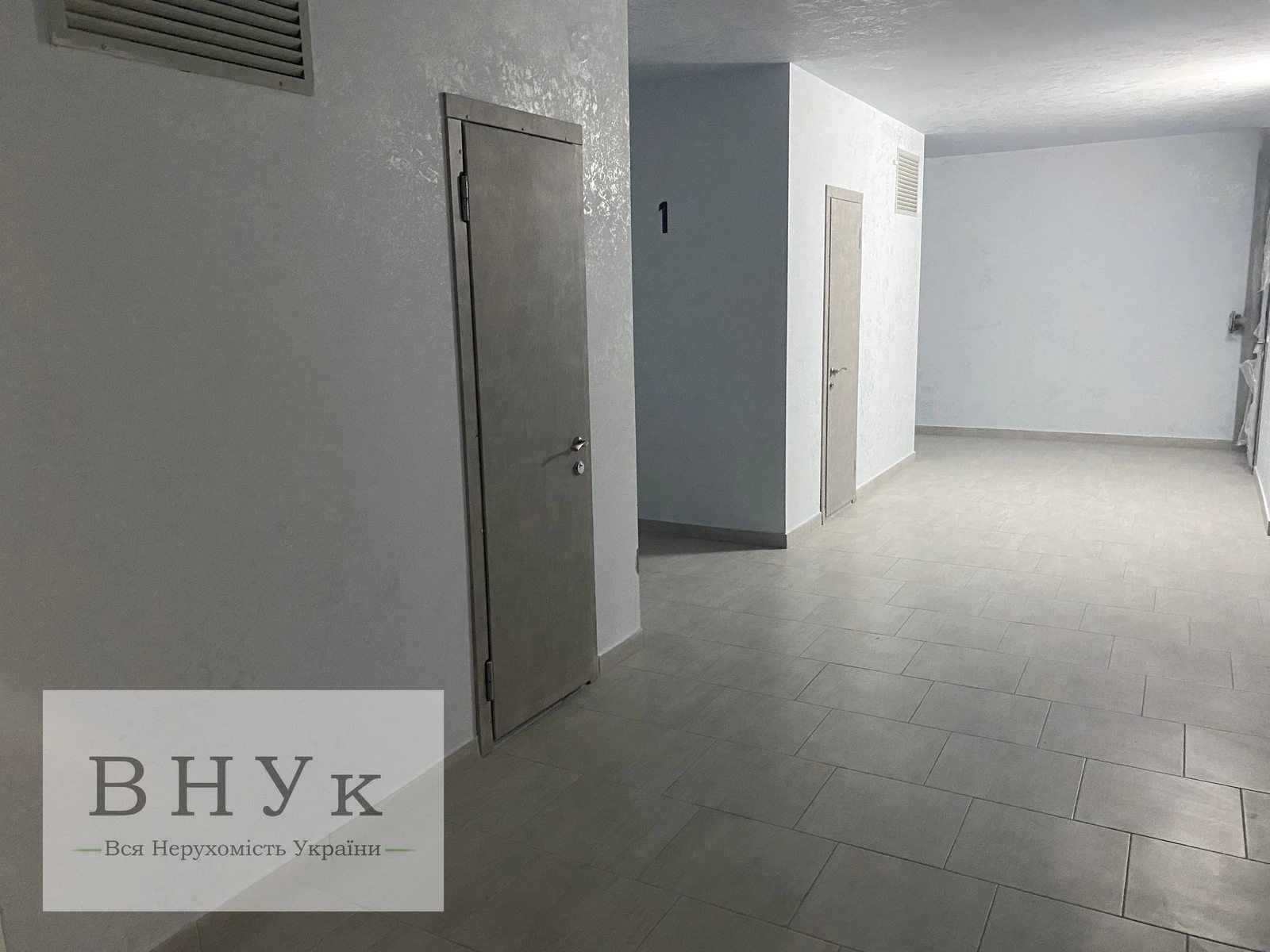 Продаж квартири 1 кімната, 50 m², 4 пов./10 поверхів. Чумацька вул., Тернопіль. 