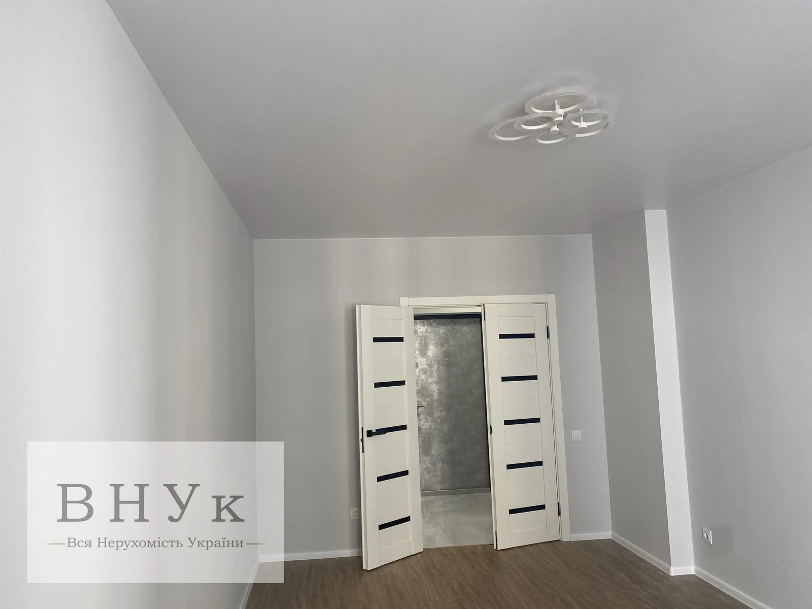 Продаж квартири 1 кімната, 50 m², 4 пов./10 поверхів. Чумацька вул., Тернопіль. 