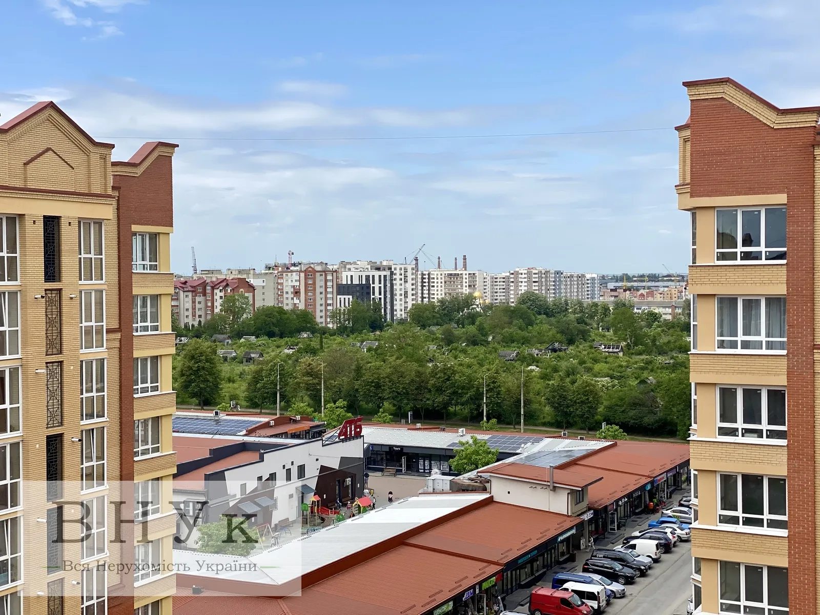 Apartments for sale. 2 rooms, 72 m², 10th floor/10 floors. Tarnavskoho Henerala vul., Ternopil. 