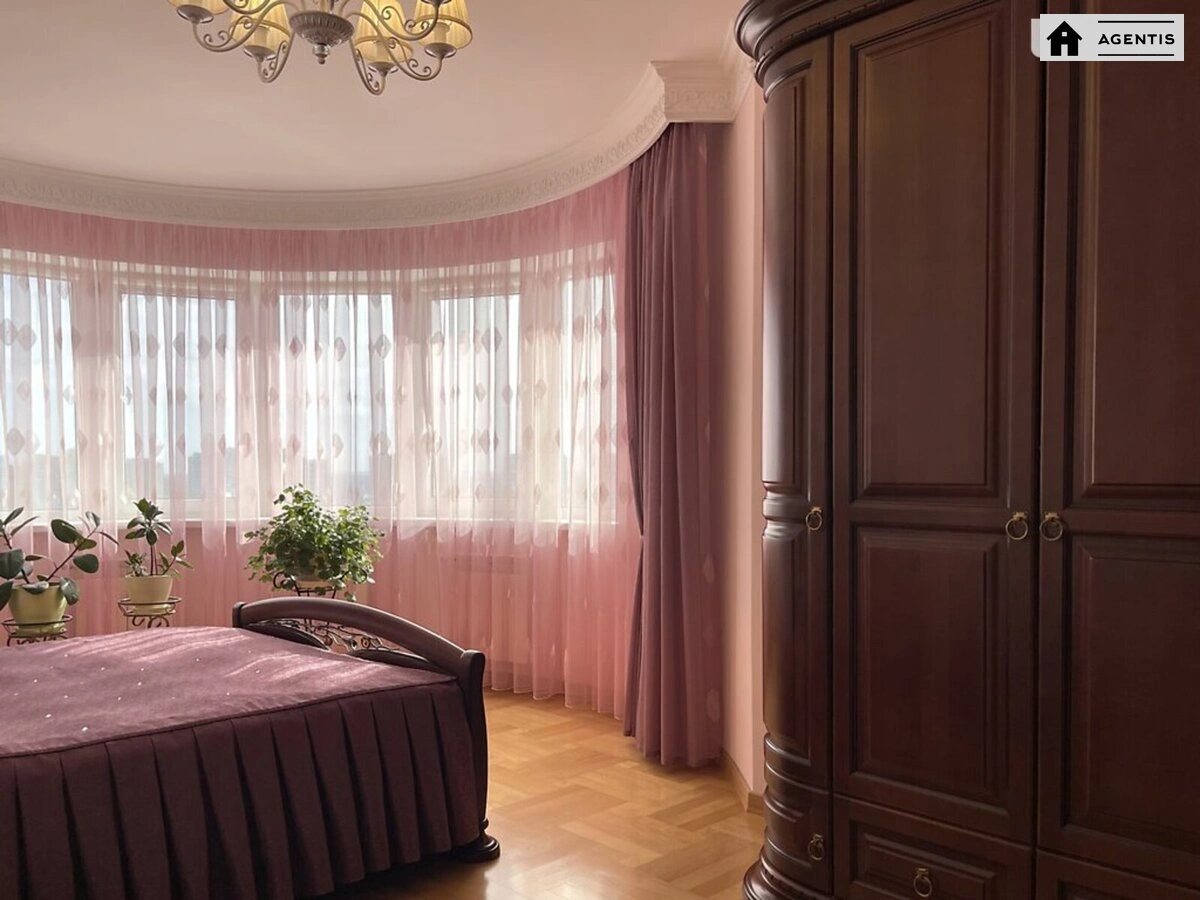 Сдам квартиру. 3 rooms, 126 m², 23 floor/27 floors. 12, Срибнокильская 12, Киев. 